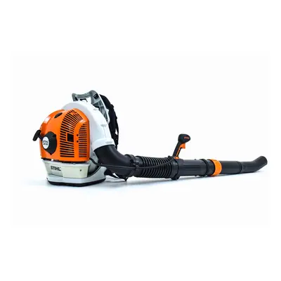 Benzínový zádový fukar na listí STIHL BR 700