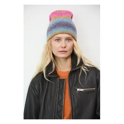 Čepice z vlněné směsi dámská se vzorem