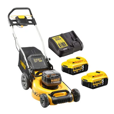 DCMW564P2 DEWALT AKU BEZUHLÍKOVÁ SEKAČKA NA TRÁVU 2X18V, 2 X 5,0 AH BATERIE XR LI-ION, NABÍJEČKA