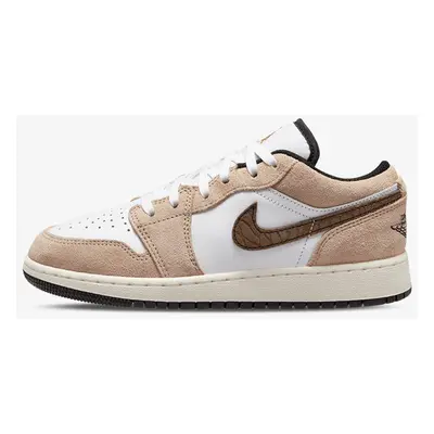 Nike AIR JORDAN 1 LOW SE BG EUR 39 100568160