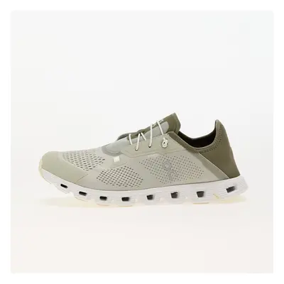 On M Cloud 5 Coast Chalk/ Olive 95655580